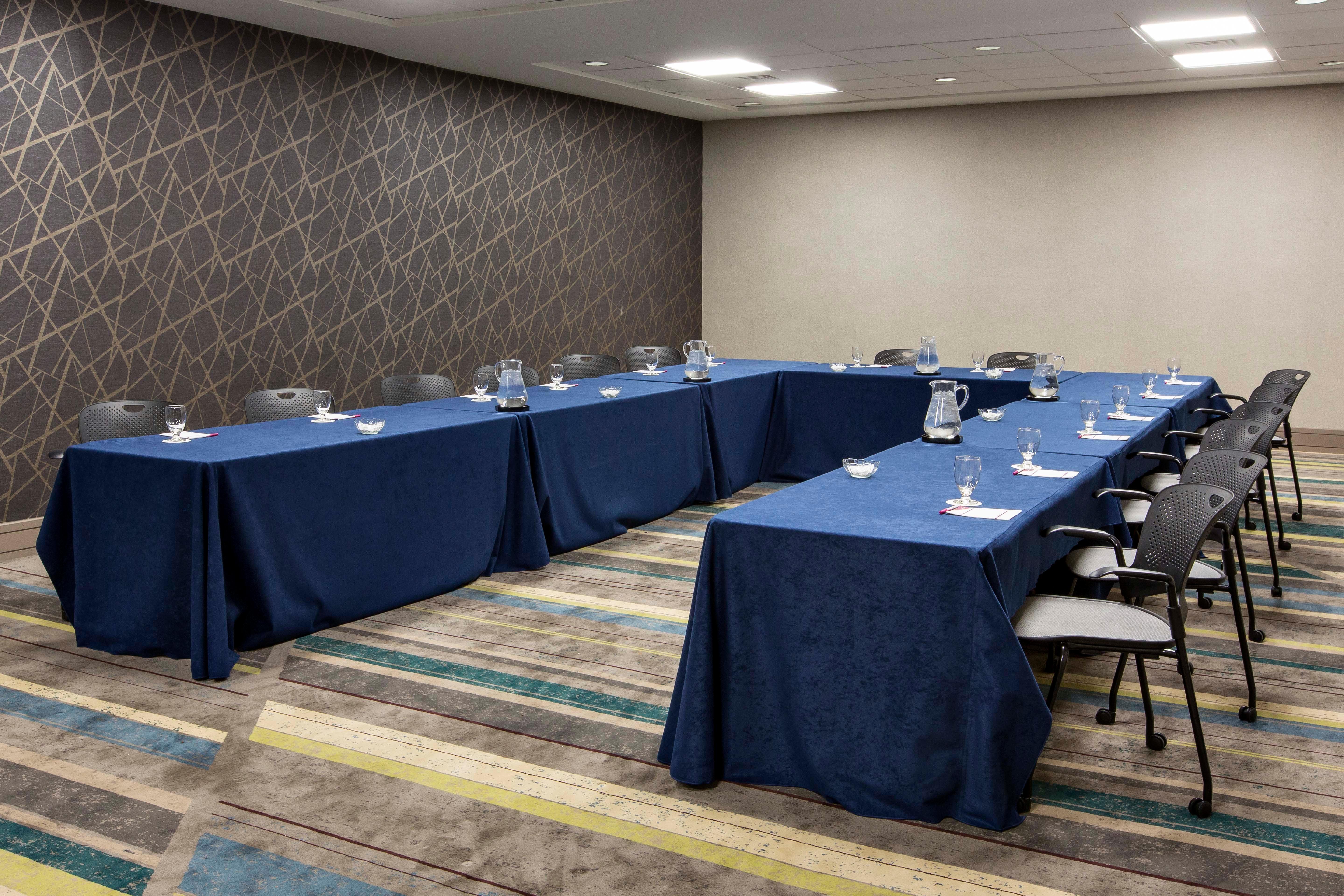 Отель Crowne Plaza Atlanta - Midtown By Ihg Экстерьер фото