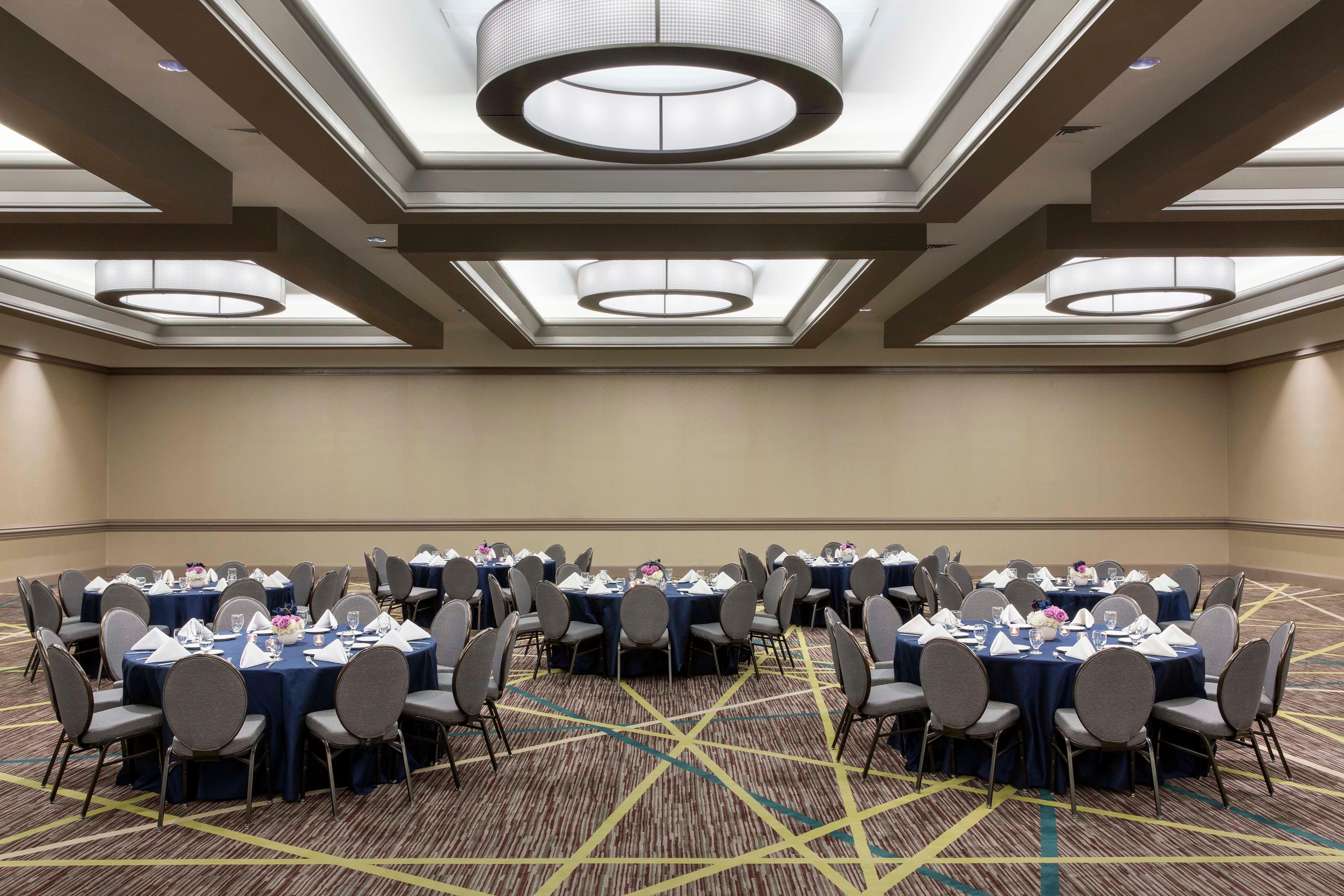 Отель Crowne Plaza Atlanta - Midtown By Ihg Экстерьер фото